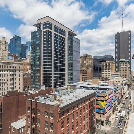 Frontdesk I The Cosmopolitan Apts Philadelphia Apartment ภายนอก รูปภาพ