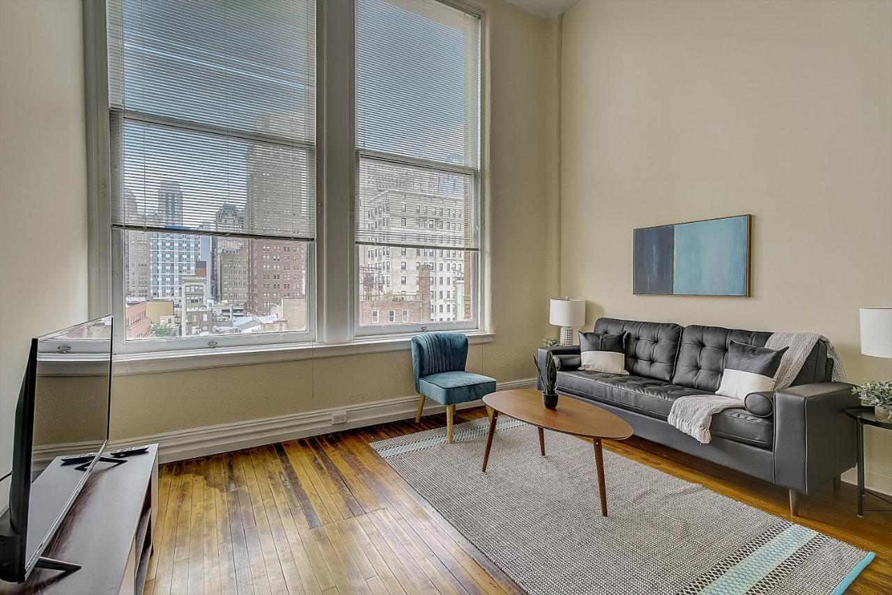 Frontdesk I The Cosmopolitan Apts Philadelphia Apartment ห้อง รูปภาพ